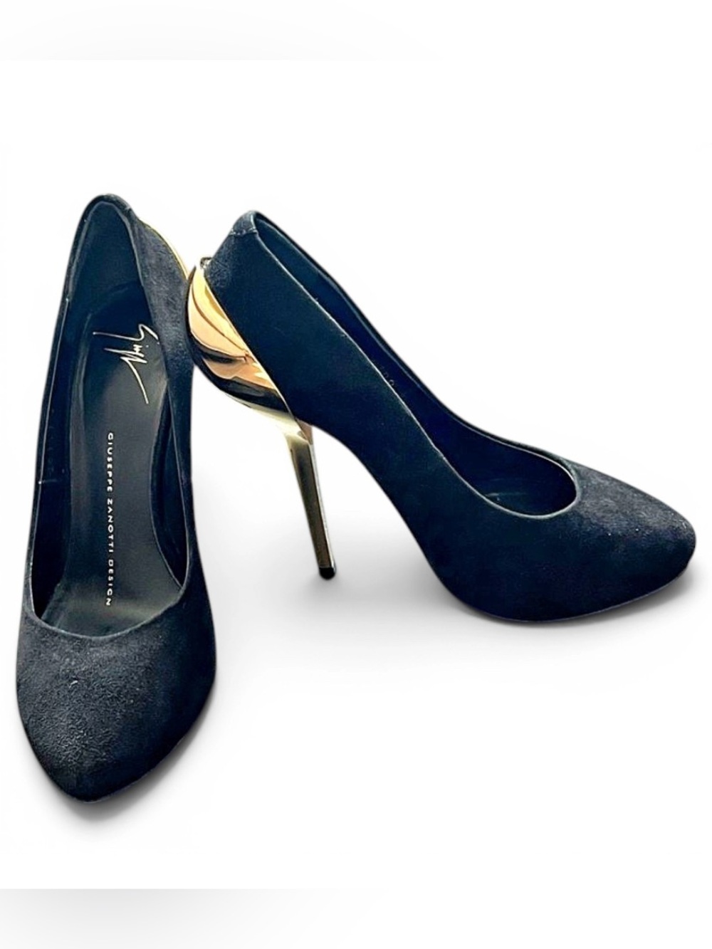 🛍️Giuseppe Zanotti Black Suede Pumps with Gold Heel Accent